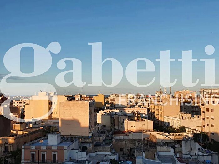 Appartamento bilocale in vendita in Largo Palumbo, Brindisi