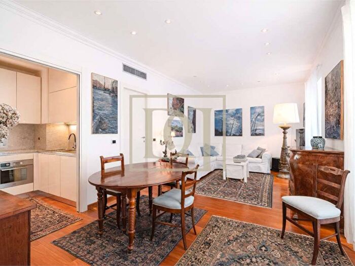 Appartamento trilocale in affitto in Piazza del Tricolore, Piave Tricolore, Milano