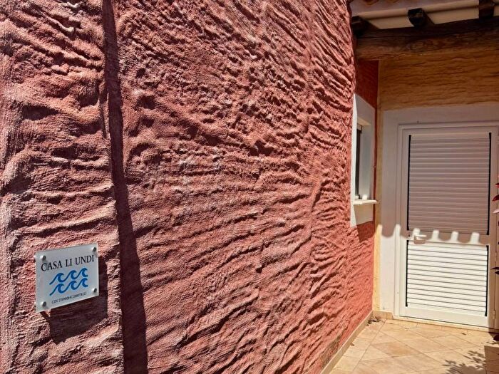 Appartamento trilocale in affitto in Via delle Querce, Loiri Porto San Paolo