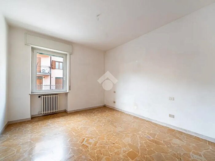 Appartamento trilocale in vendita in Via V E Rossi, Grezzana