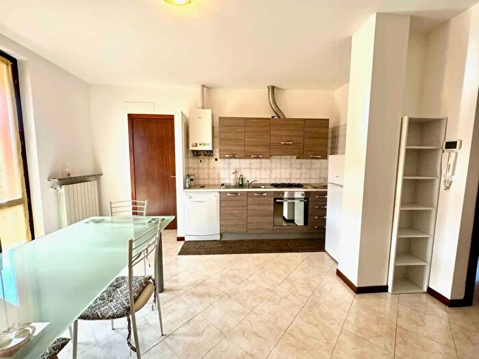 Appartamento bilocale in affitto in Via Magellano, Grassobbio