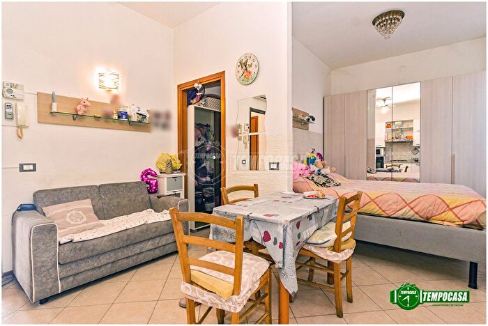 Appartamento monolocale in vendita in Piazza Guglielmo Marconi, Nova Milanese