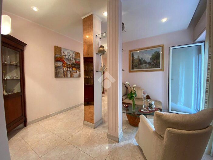 Appartamento trilocale in vendita in Via Dietro Le Mura, Marigliano