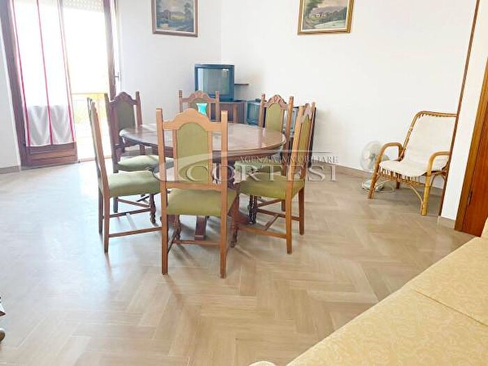 Appartamento trilocale in vendita in Terre Roveresche