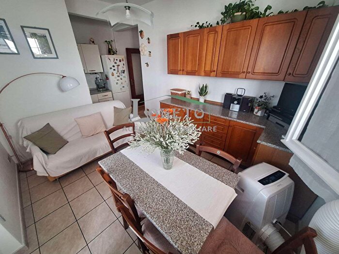 Appartamento trilocale in vendita in Salita Torre Menegotto, Rapallo