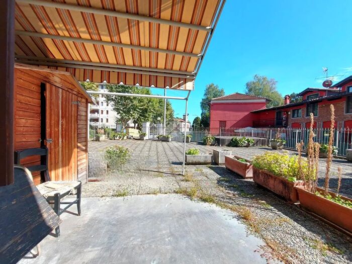 Case in Vendita e in Affitto - 2