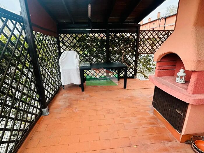Appartamento trilocale in vendita in Viale dei Salici, Ravenna