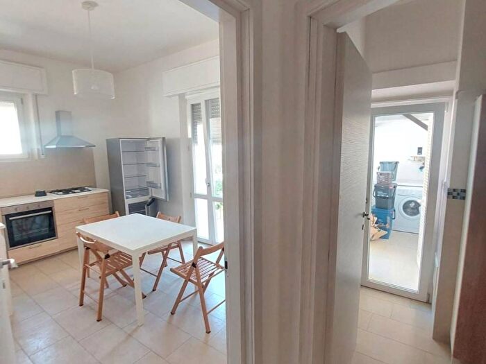 Appartamento trilocale in affitto in Via Francesco Rismondo, Porta a Lucca, Pisa