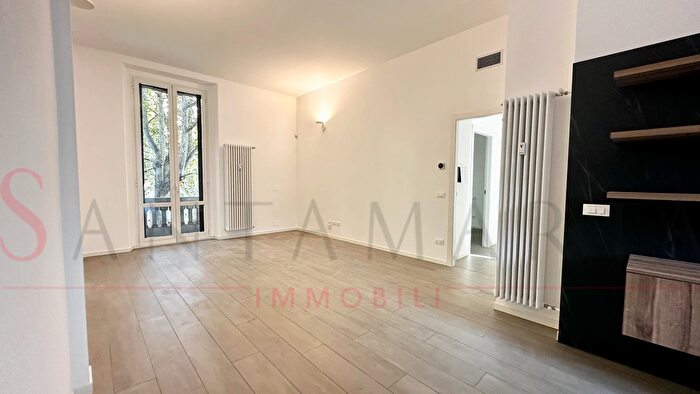 Appartamento trilocale in affitto in Corso Sempione, Milano