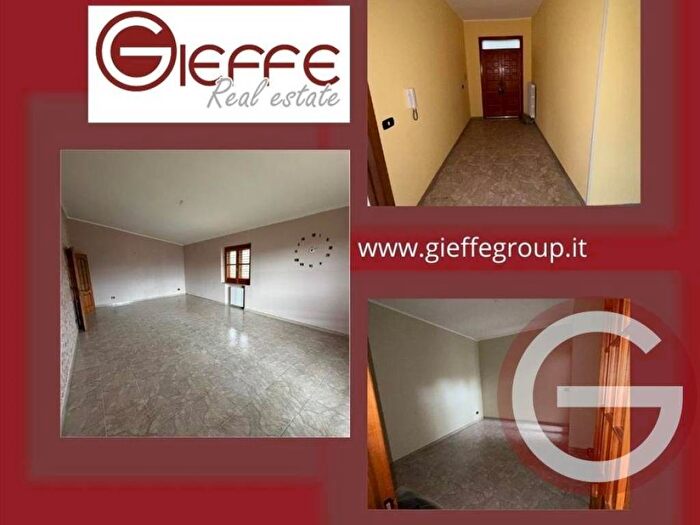 Appartamento con 5 locali in affitto in Centro, Taurianova