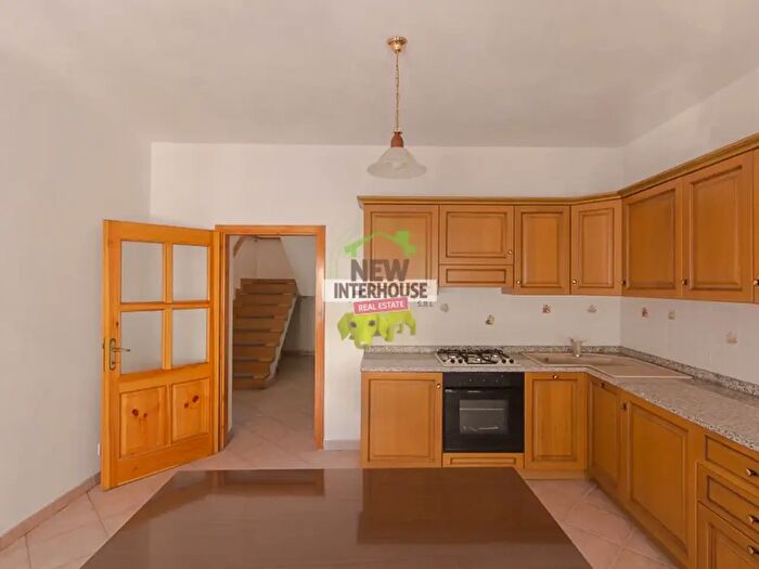 Appartamento con 5 locali in vendita in Via Giovanni Battista Bassi, Paularo
