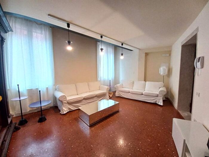 Appartamento trilocale in affitto in Contra Porta Santa Croce, Centro Storico, Vicenza