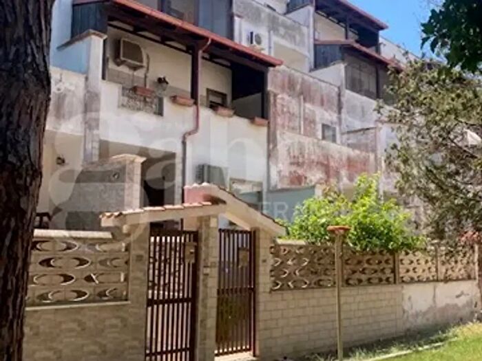 Casa con 5 locali in vendita in Via Galvani, Brindisi