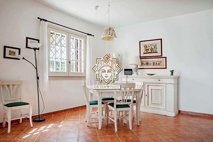 Casa con 8 locali in affitto in Siracusa