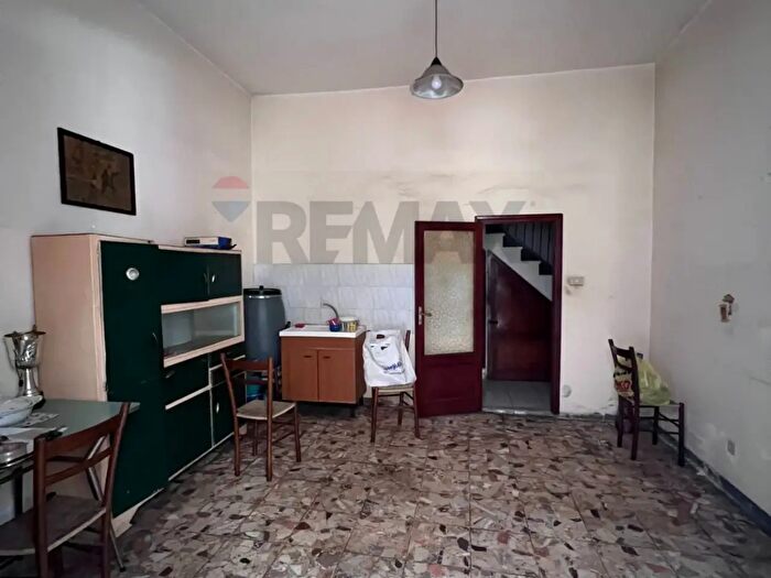 Casa trilocale in vendita in Via Rosolino Pilo, Paterno