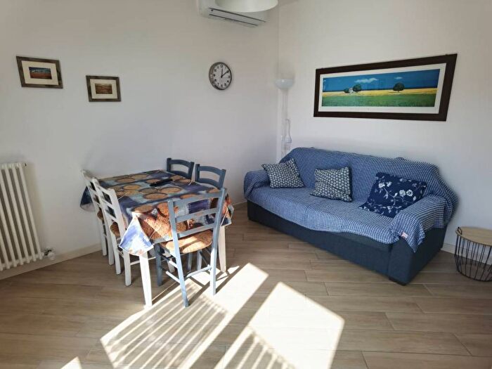 Appartamento trilocale in affitto in Via Giuseppe Garibaldi, Centro, Varazze