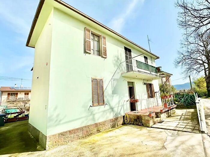 Casa con 6 locali in vendita in Località Morro, Spoleto