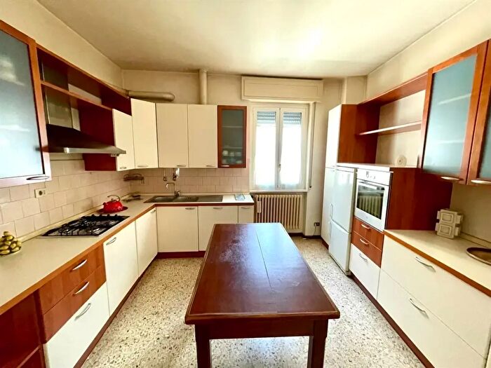 Appartamento trilocale in vendita in Via Matteotti, Vedano Olona