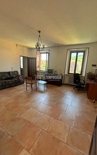 Appartamento bilocale in vendita in Via Giacomo Matteotti, Lugagnano Val DArda