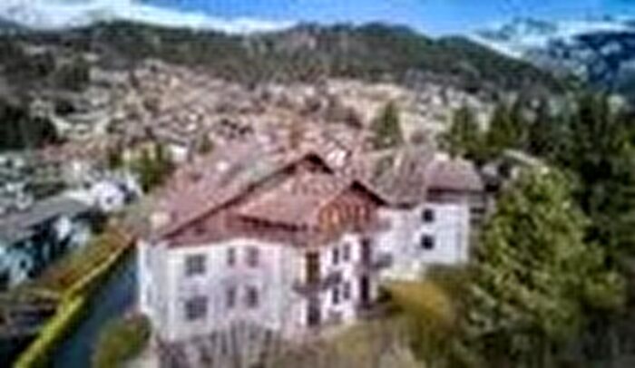 Appartamento trilocale in vendita in Castione Della Presolana