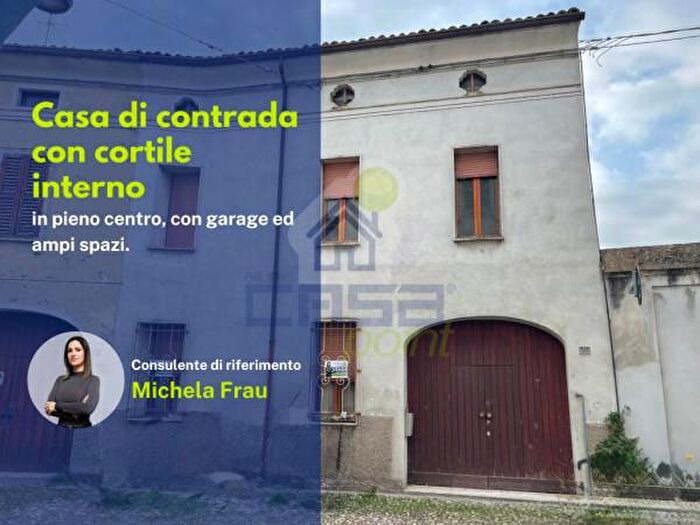 Casa con 6 locali in vendita in Via Garibaldi, Viadana