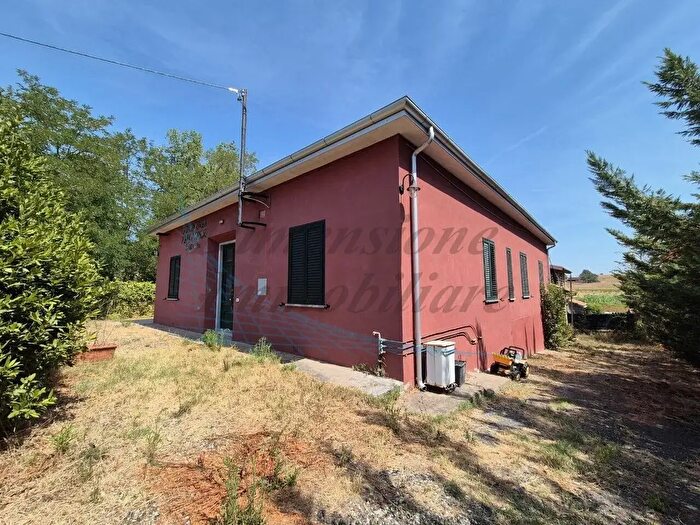 Casa con 6 locali in vendita in Località Emilia Chiappino, Rosignano Marittimo