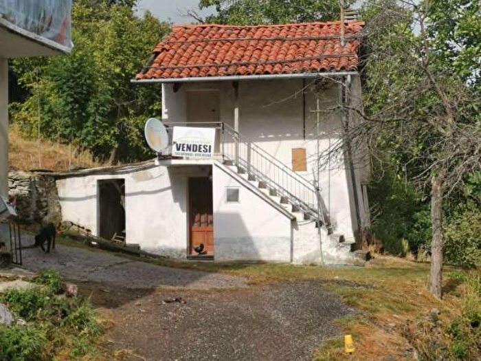 Casa bilocale in vendita in Località Crivella, Viola