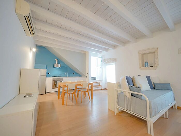 Casa con 6 locali in vendita in Via Cattedrale, Ostuni