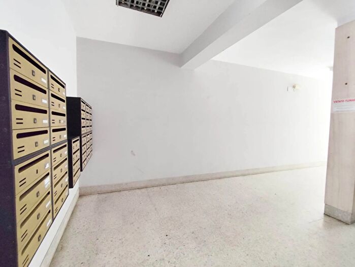 Appartamento trilocale in vendita in Via Timoleone Catania, Catania