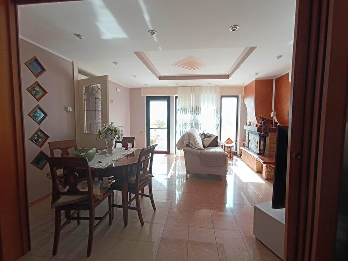 Appartamento quadrilocale in vendita in Salerno