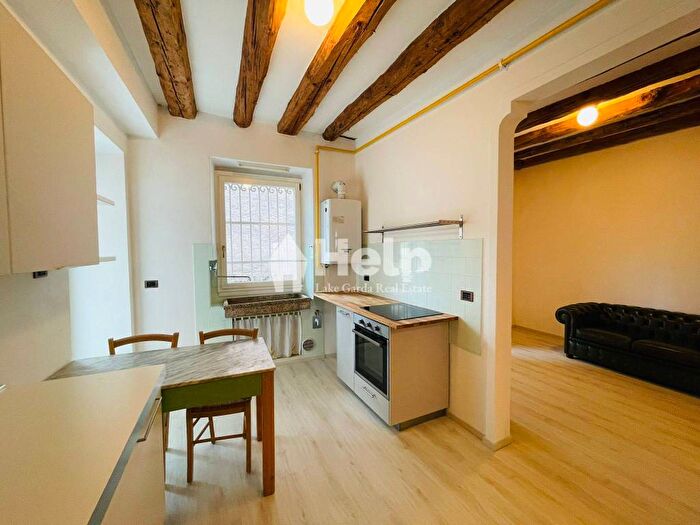 Appartamento trilocale in affitto in Via Vergolano, Centro, Arco