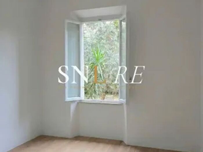 Appartamento con 6 locali in vendita in Viale Edmondo De Amicis, Firenze