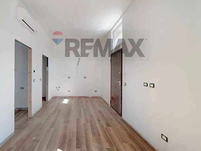 Appartamento monolocale in vendita in Via Matteotti, Desio