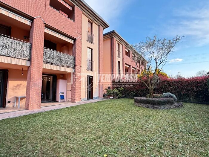 Appartamento trilocale in vendita in Via Maria Gaetana Agnesi a, Merate