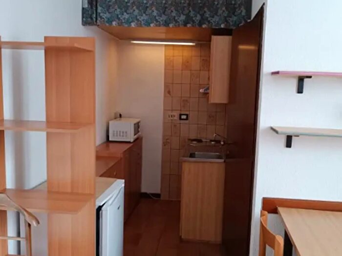 Appartamento monolocale in affitto in Via Vallazze, Milano