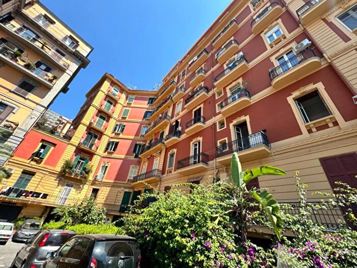 Appartamento bilocale in affitto in Viale Maria Cristina di Savoia, Vomero, Napoli