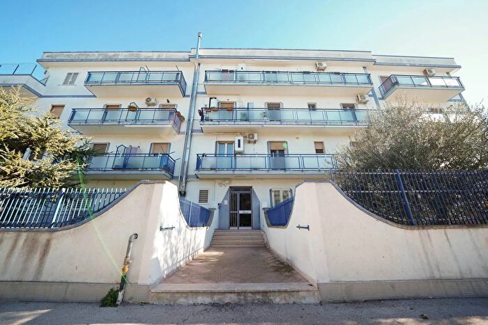 Appartamento bilocale in vendita in Via Vecchia Bari Grumo Appula Bari, Grumo Appula