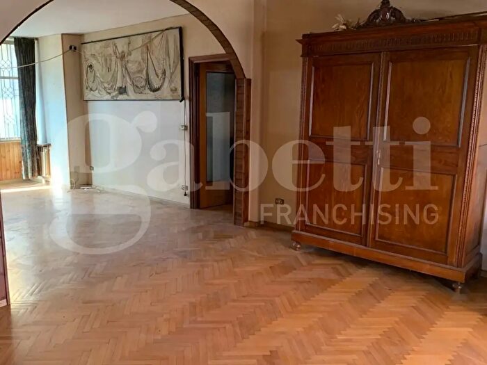Appartamento con 5 locali in vendita in Via Monte Velino, Avezzano