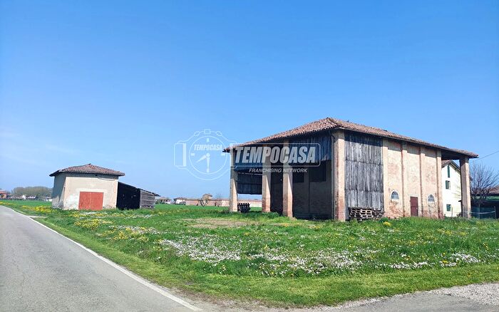 Casa con 5 locali in vendita in Via Guidotti, Budrio