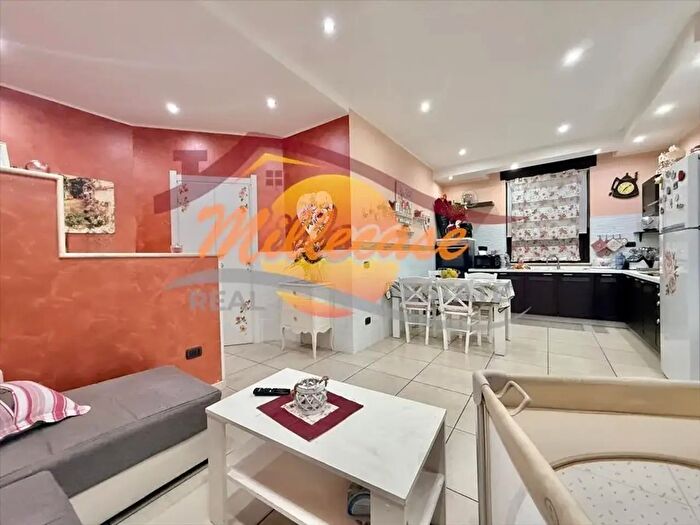 Appartamento trilocale in vendita in Via Giacomo Serpotta, Siracusa