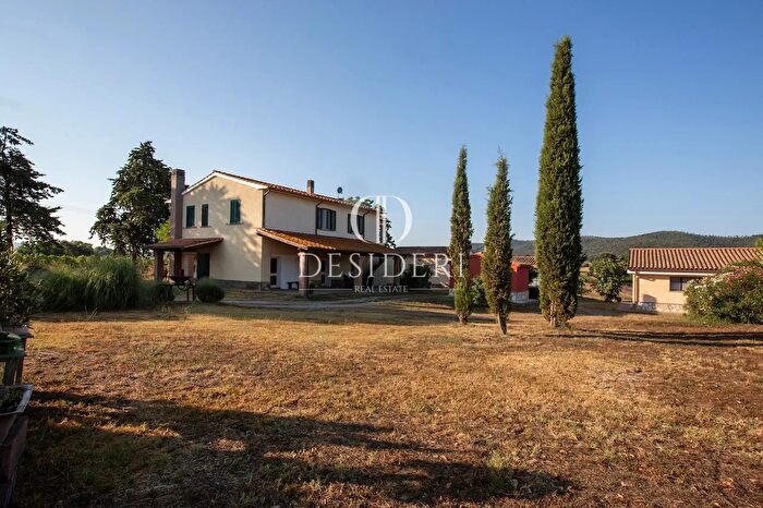 Casa con 17 locali in vendita in Poggio alla Mozza Magliano in Toscana, Magliano In Toscana