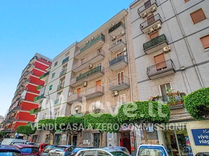 Appartamento bilocale in vendita in Viale Liguria, Taranto