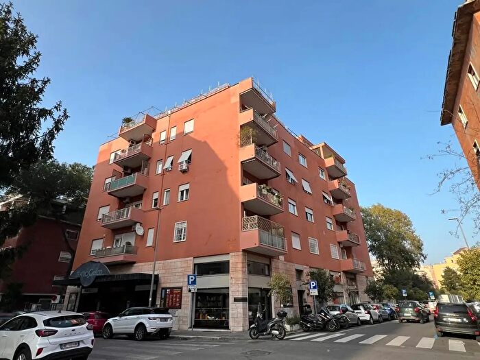 Appartamento bilocale in affitto in Viale Arrigo Boito, Roma