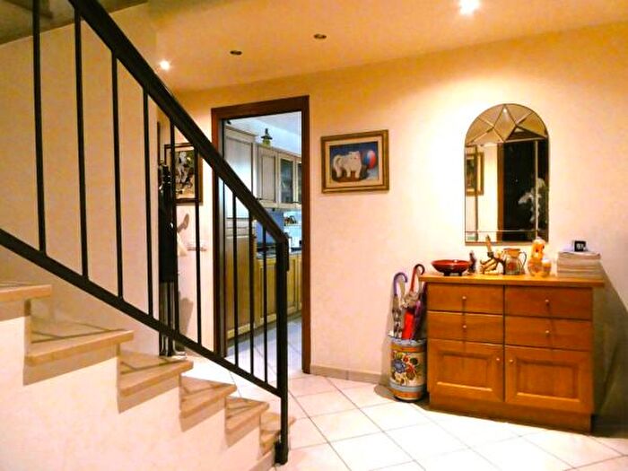 Casa con 6 locali in vendita in Via Val dElsa, Empoli