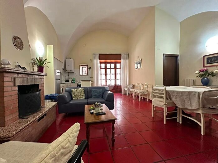 Appartamento con 5 locali in vendita in Via GArimondi, Cerignola