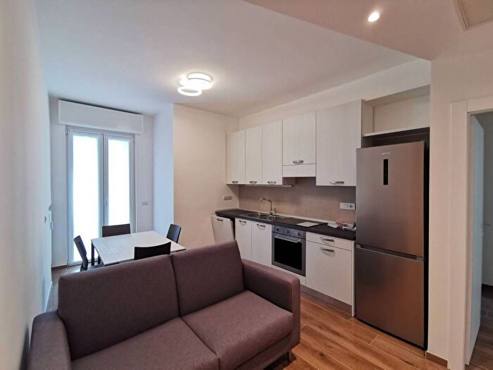 Appartamento trilocale in affitto in Via Martiri Triestini, San Siro, Milano