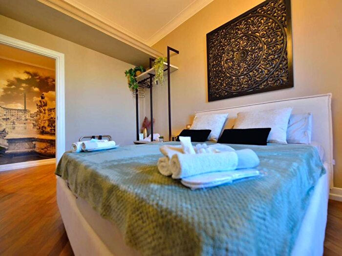 Appartamento trilocale in affitto in Via Tripoli, Africano Villa Chigi, Roma