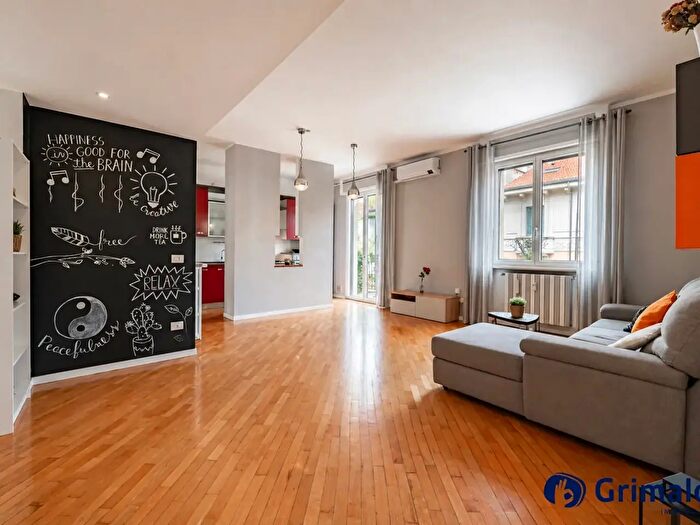Appartamento trilocale in vendita in Via Washington, Milano
