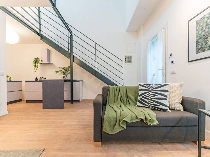 Appartamento bilocale in affitto in Via Cristoforo Gluck, Cascina dei Pomi, Milano