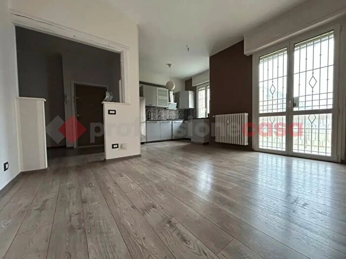 Appartamento trilocale in vendita in Via Rione, Reggio Emilia